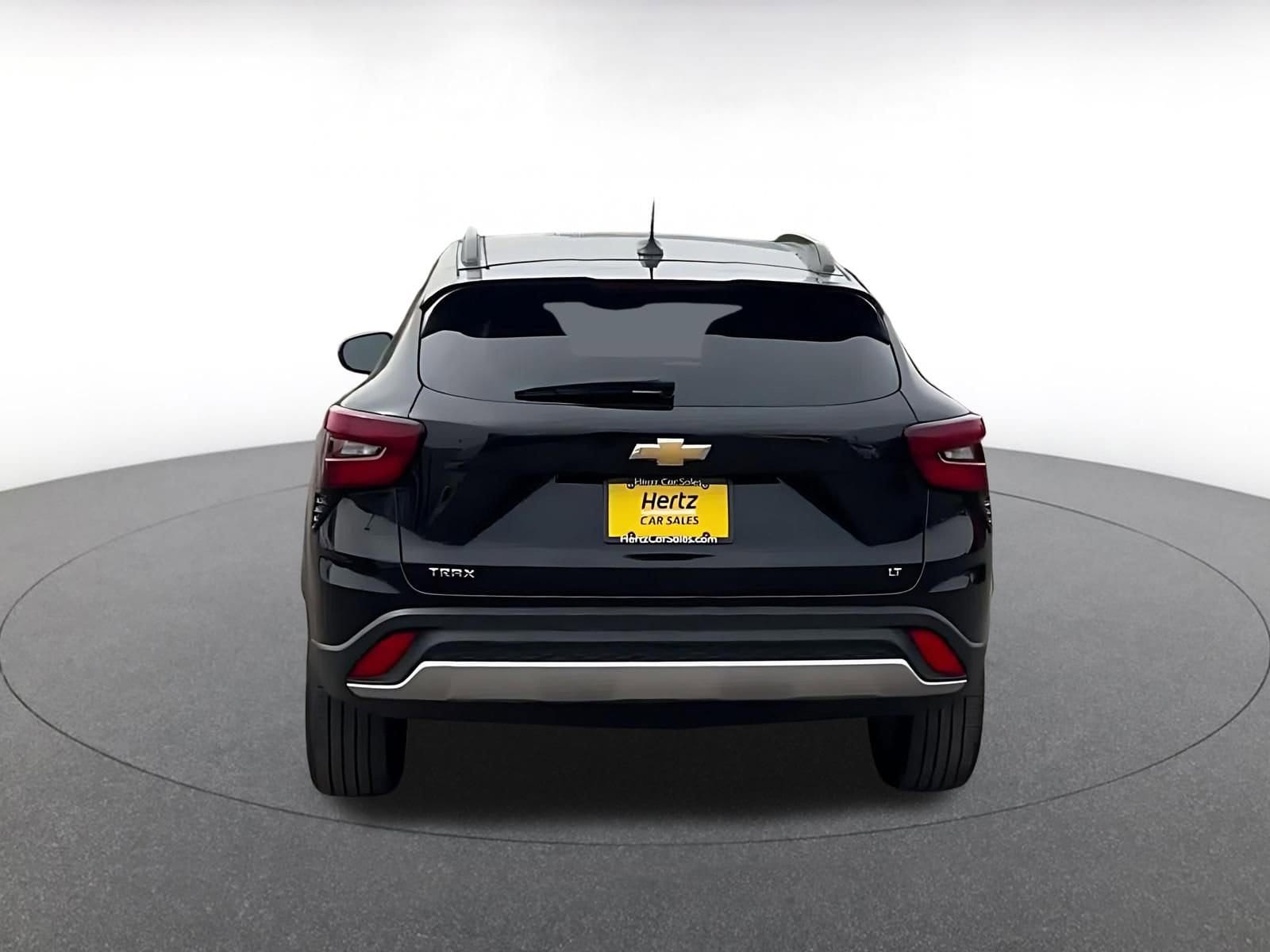 Thumbnail: 2025 Chevrolet Trax - 12