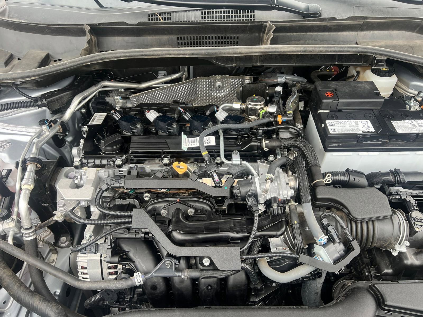 Thumbnail: 2025 Toyota Corolla Cross - 32