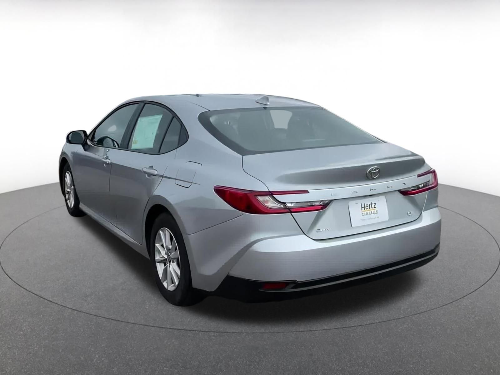 Thumbnail: 2025 Toyota Camry - 11