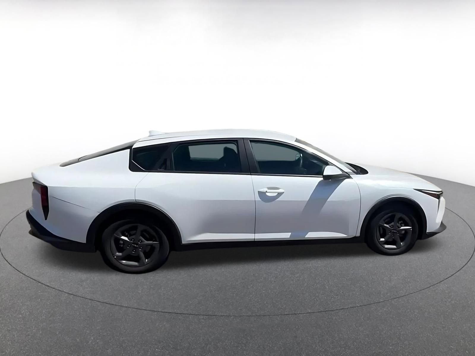 Thumbnail: 2025 Kia K4 - 16