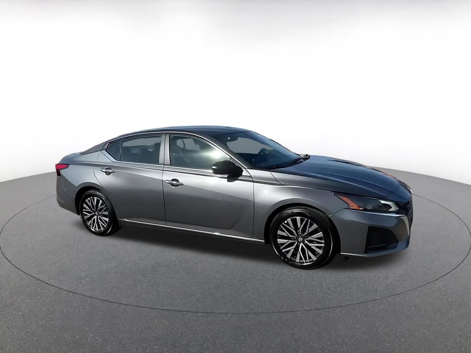 Thumbnail: 2025 Nissan Altima - 2