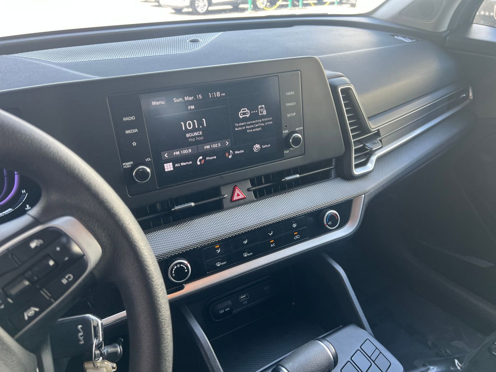 Thumbnail: 2025 Kia Sportage - 17