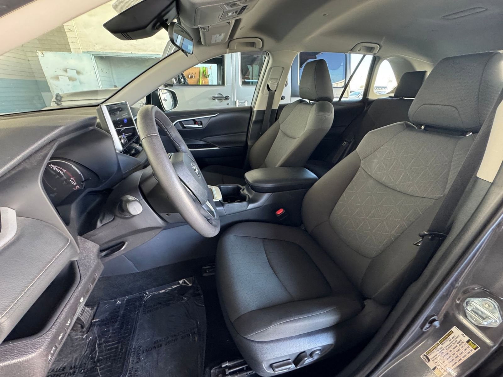 Thumbnail: 2025 Toyota RAV4 - 35