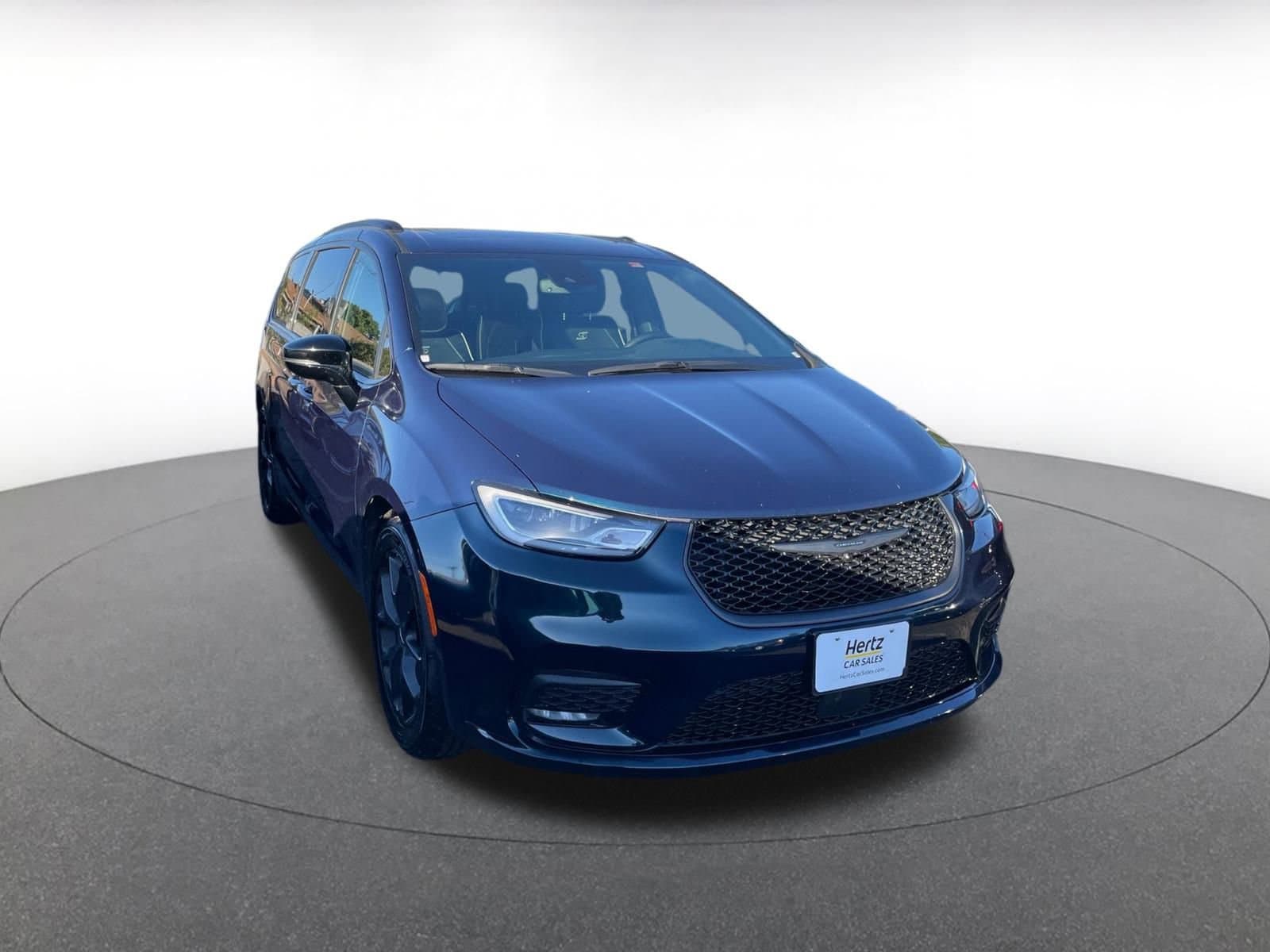 Thumbnail: 2025 Chrysler Pacifica - 1