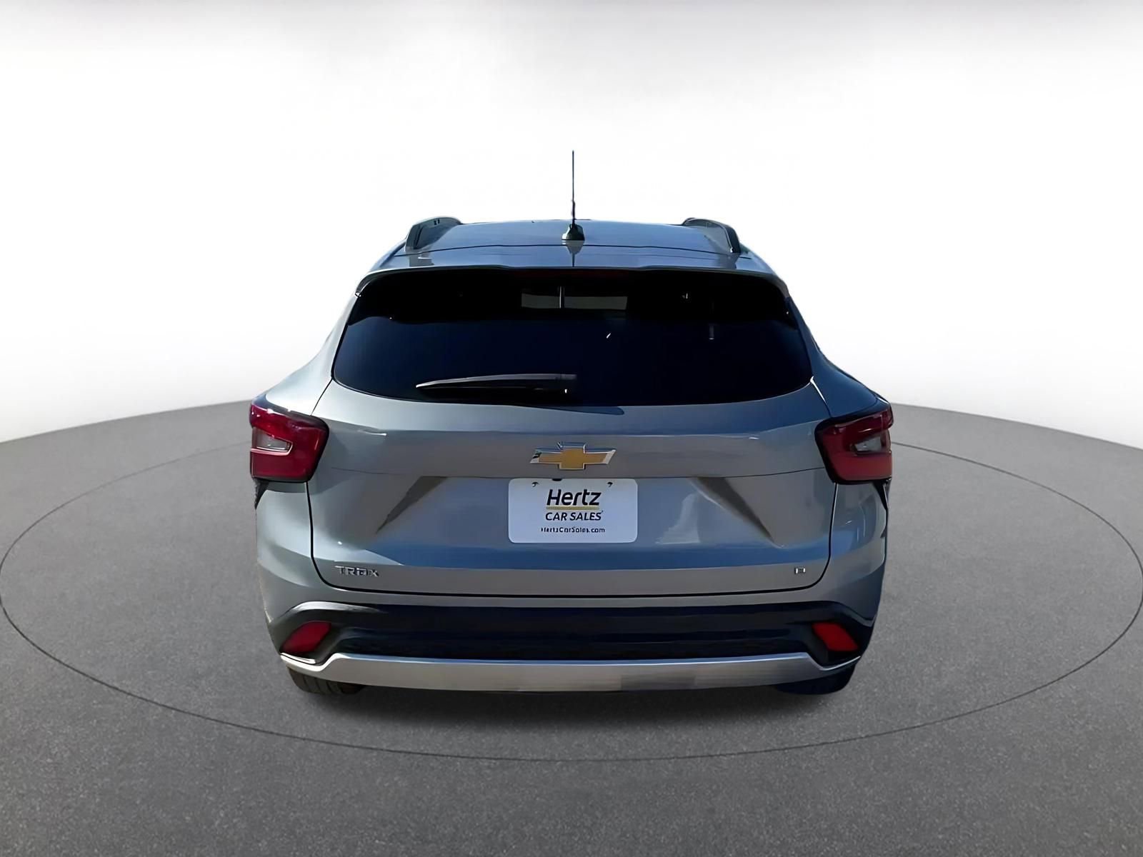Thumbnail: 2025 Chevrolet Trax - 12