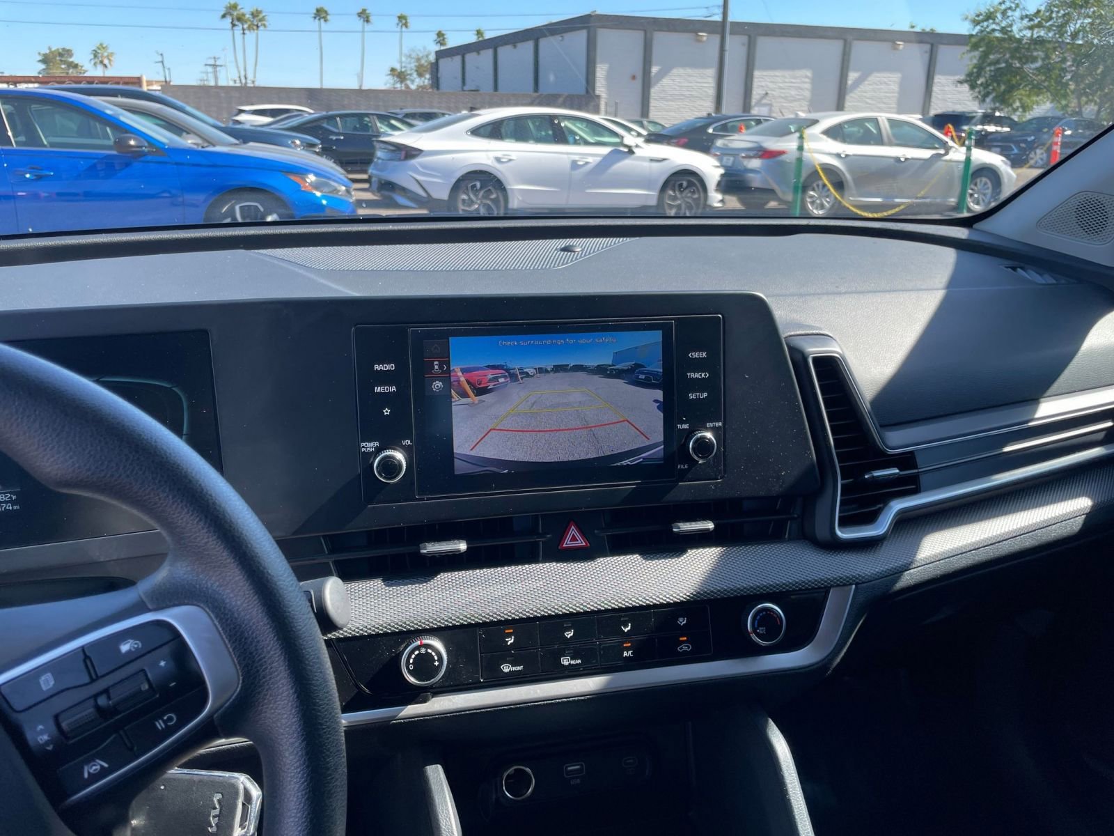 Thumbnail: 2025 Kia Sportage - 23