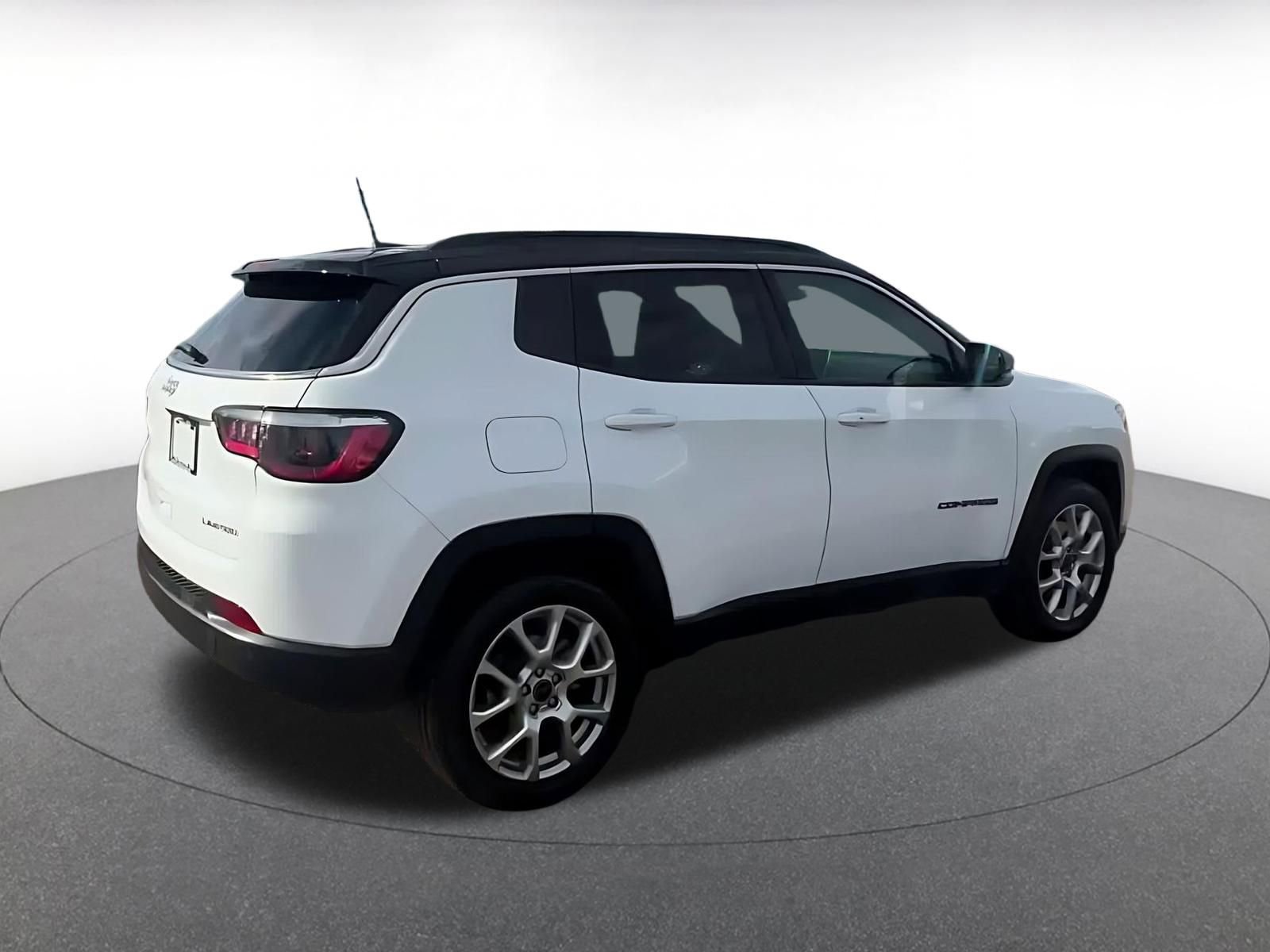 Thumbnail: 2025 Jeep Compass - 14