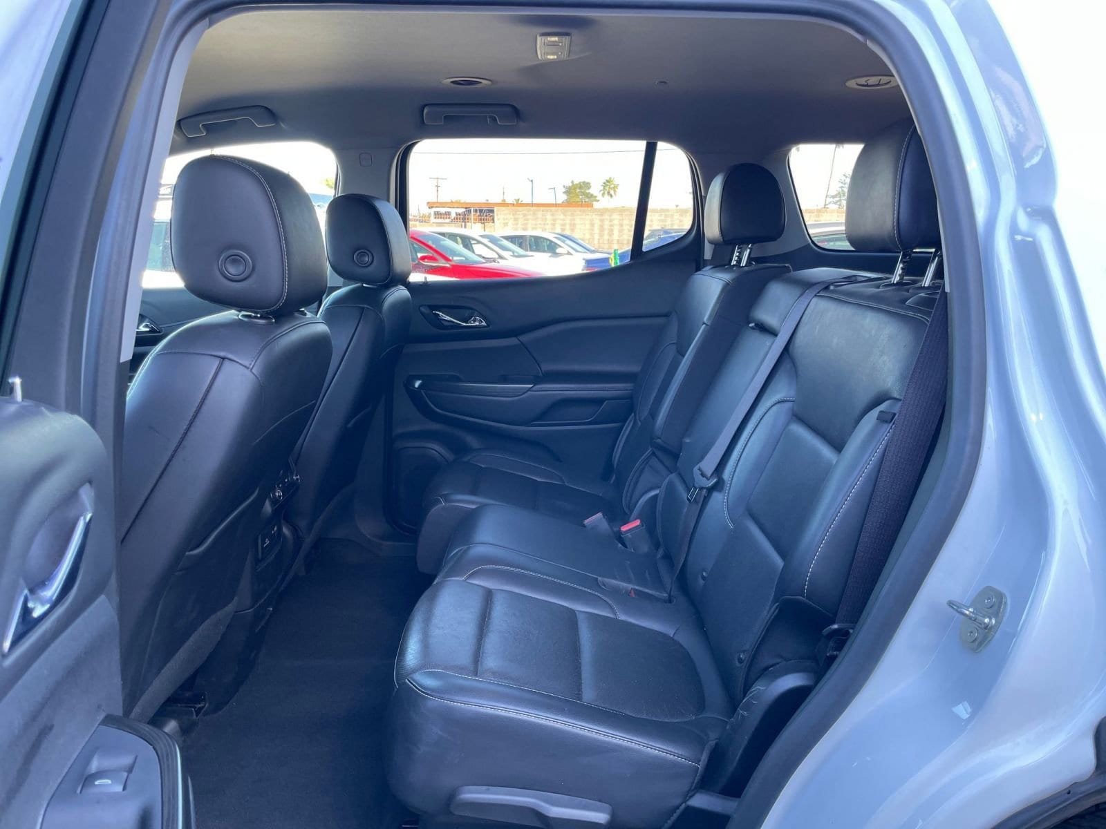 Thumbnail: 2023 GMC Acadia - 28