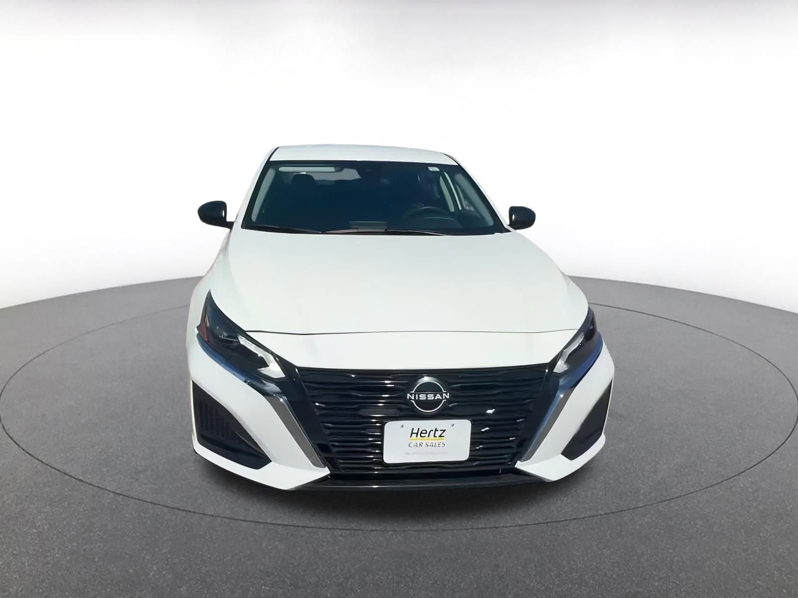 Thumbnail: 2024 Nissan Altima - 5