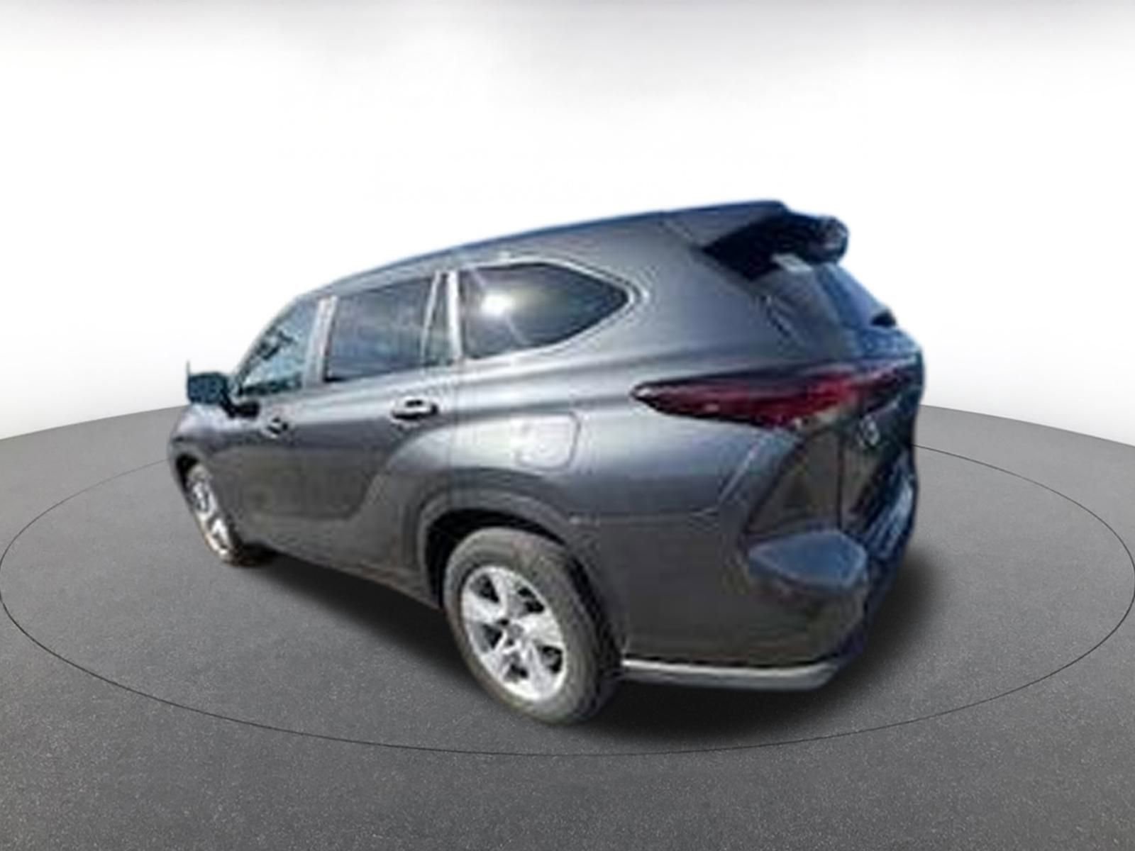 Thumbnail: 2025 Toyota Highlander - 7