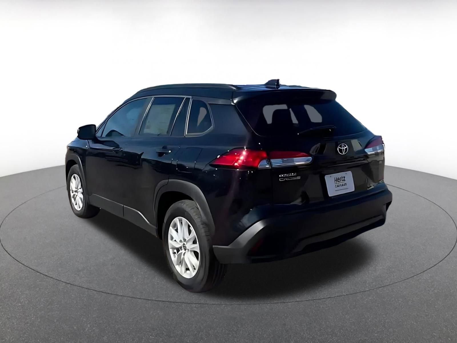 Thumbnail: 2025 Toyota Corolla Cross - 10