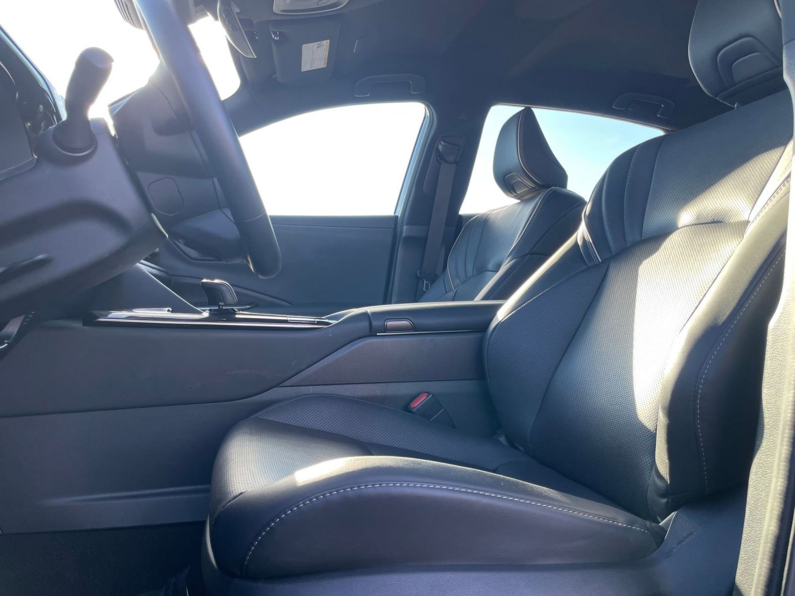 Thumbnail: 2025 Toyota Crown - 27