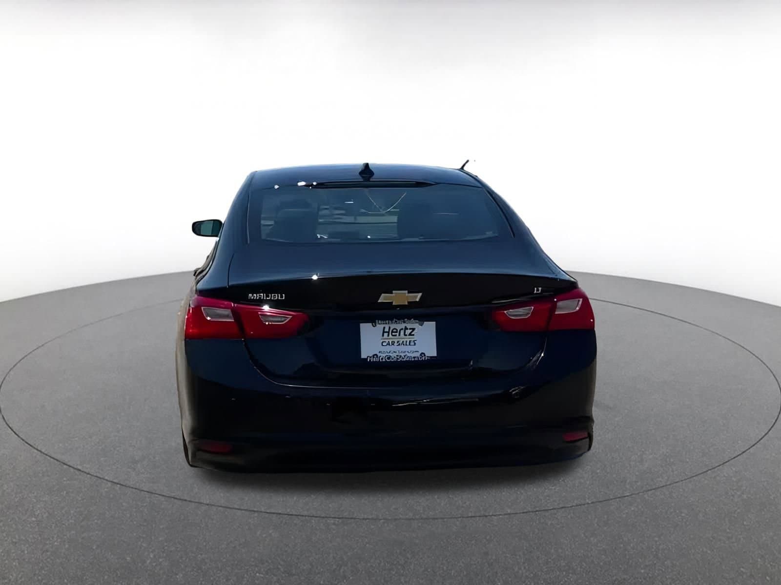 Thumbnail: 2024 Chevrolet Malibu - 12