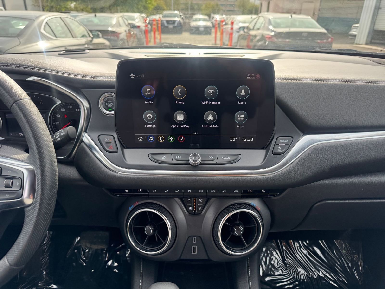 Thumbnail: 2025 Chevrolet Blazer - 18