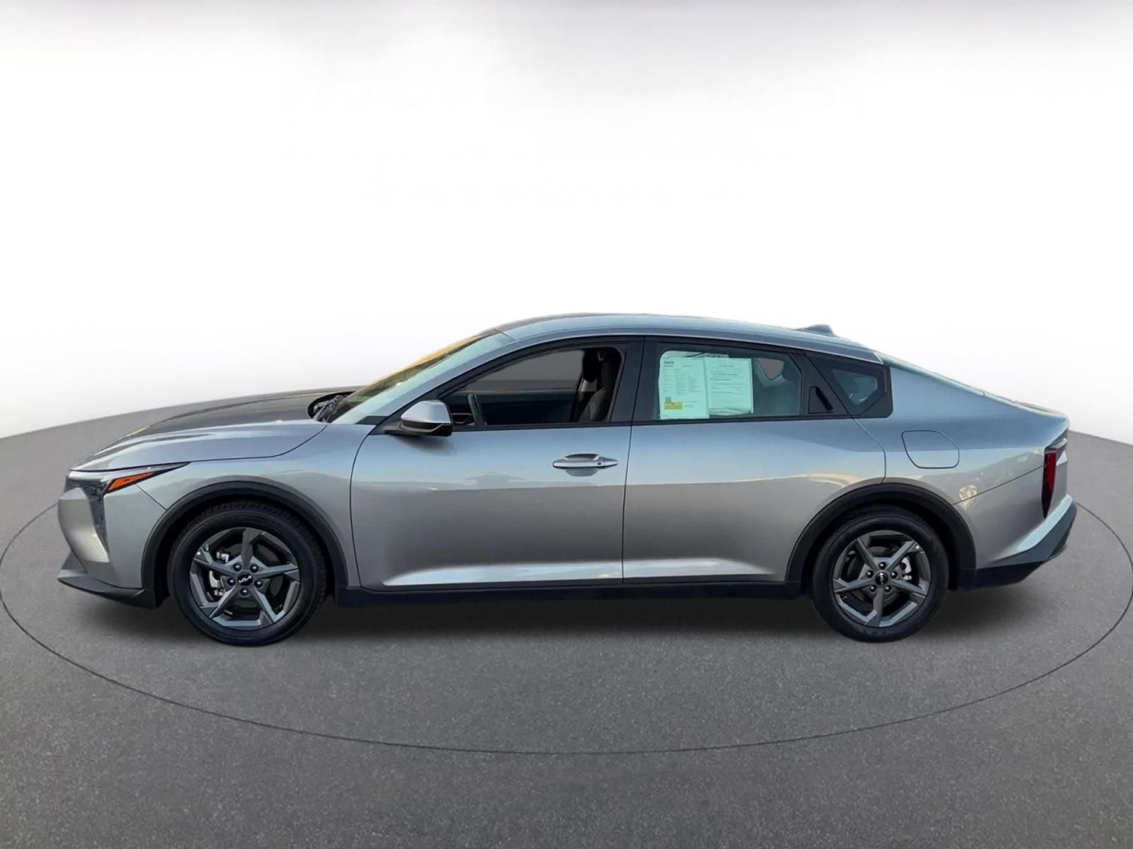 Thumbnail: 2025 Kia K4 - 9