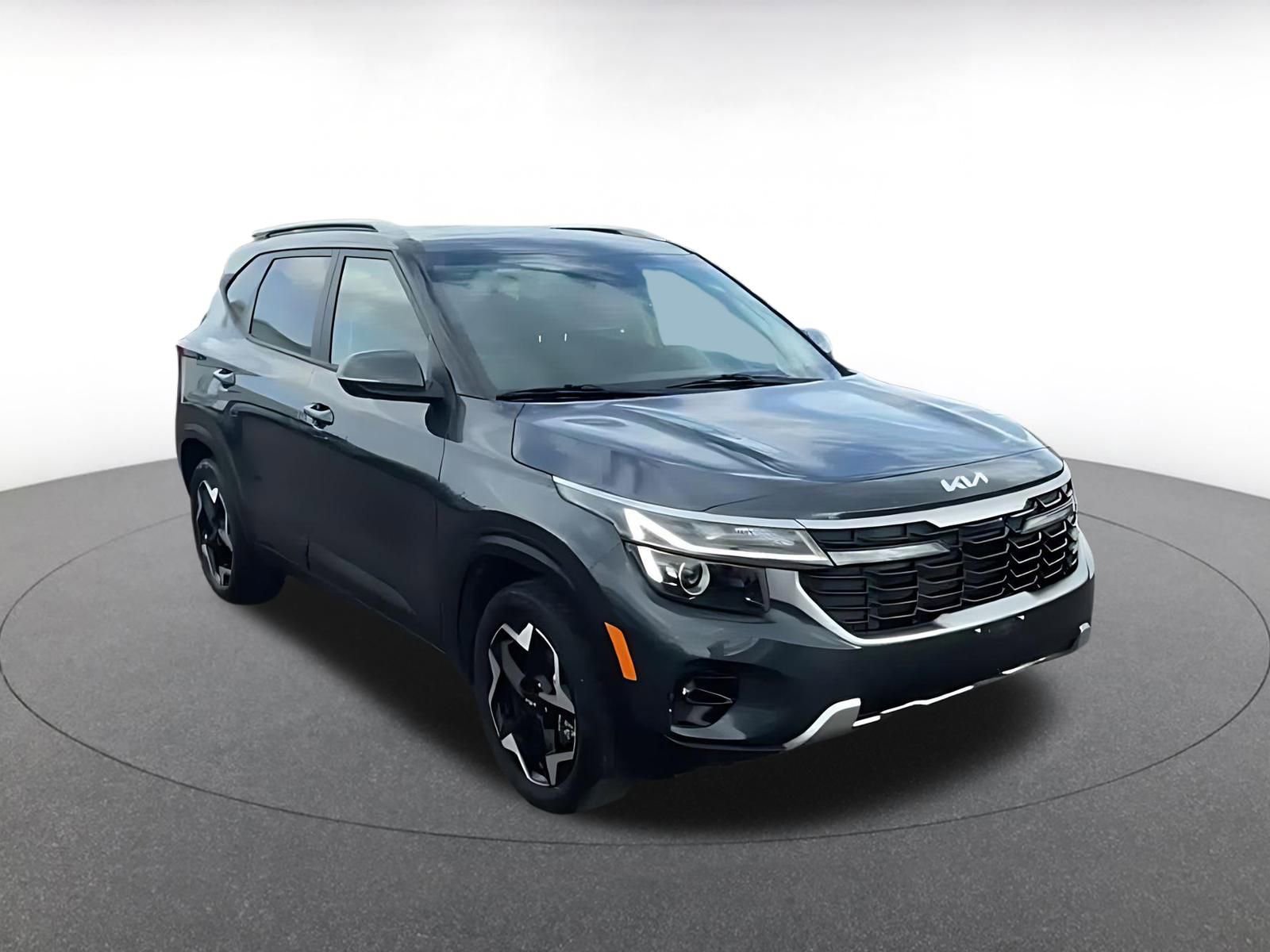 Thumbnail: 2025 Kia Seltos - 3