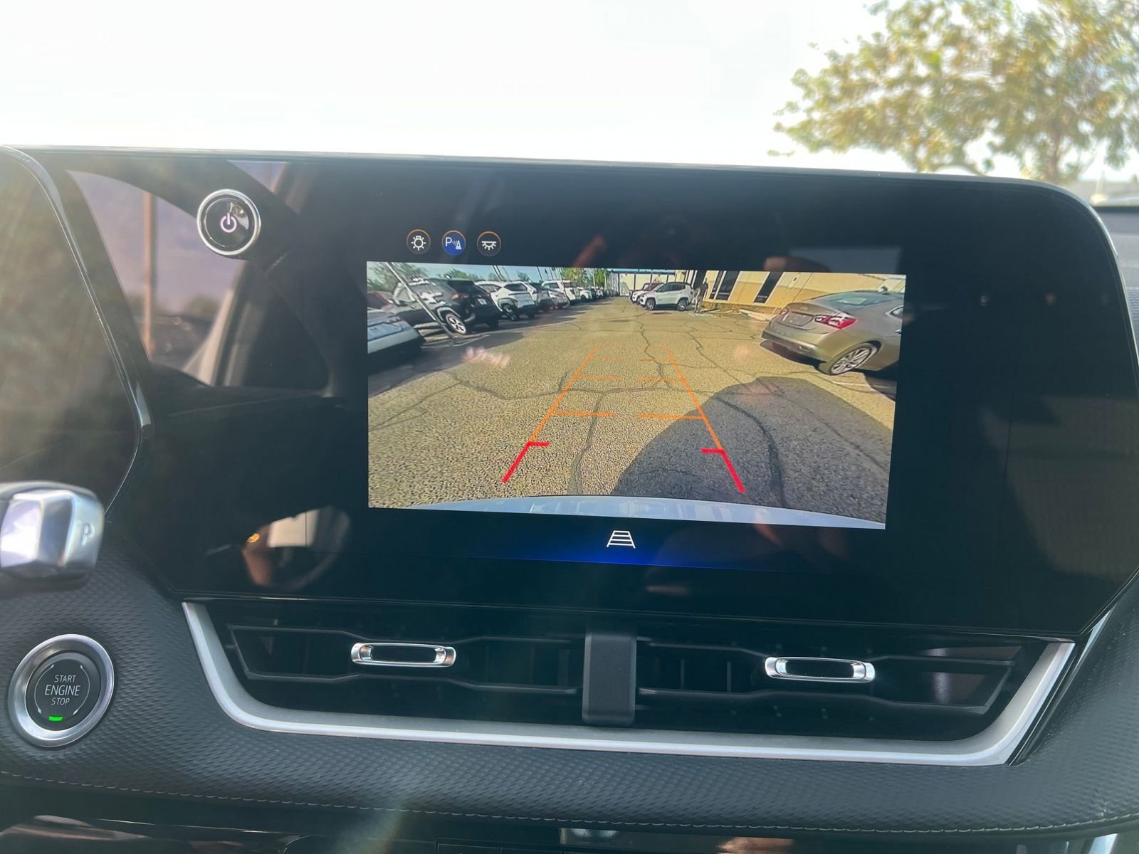 Thumbnail: 2025 Chevrolet Equinox - 17