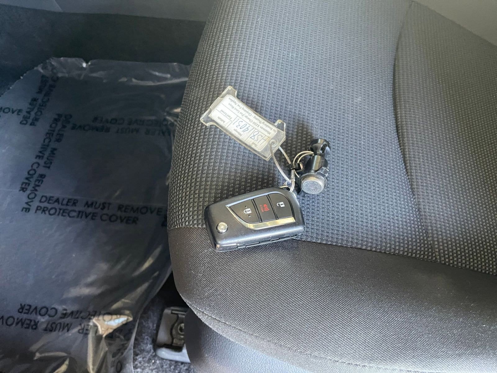 Thumbnail: 2025 Toyota RAV4 - 22