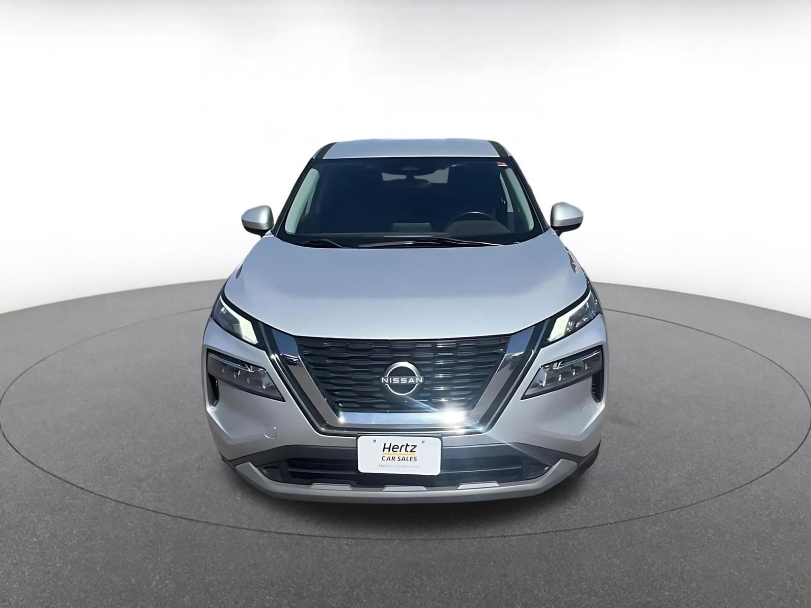 Thumbnail: 2023 Nissan Rogue - 4
