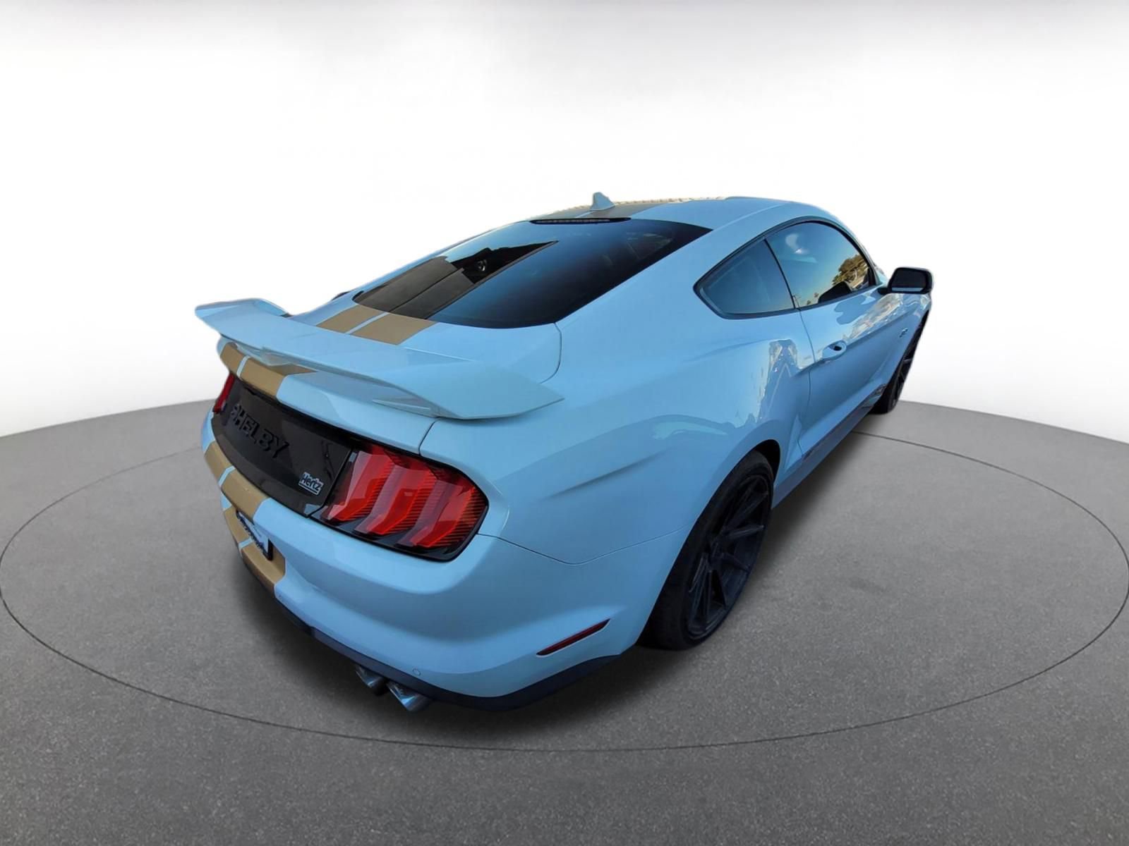 Thumbnail: 2022 Ford Mustang - 7