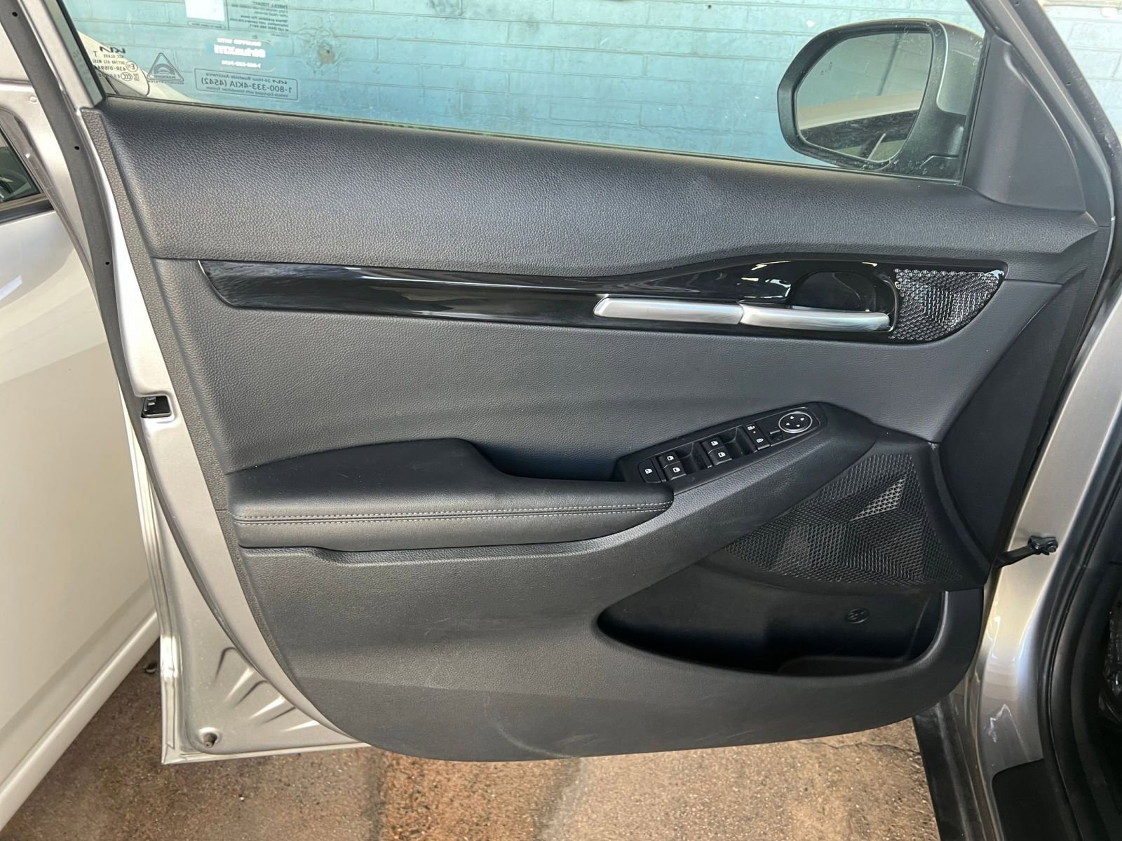 Thumbnail: 2025 Kia Seltos - 18