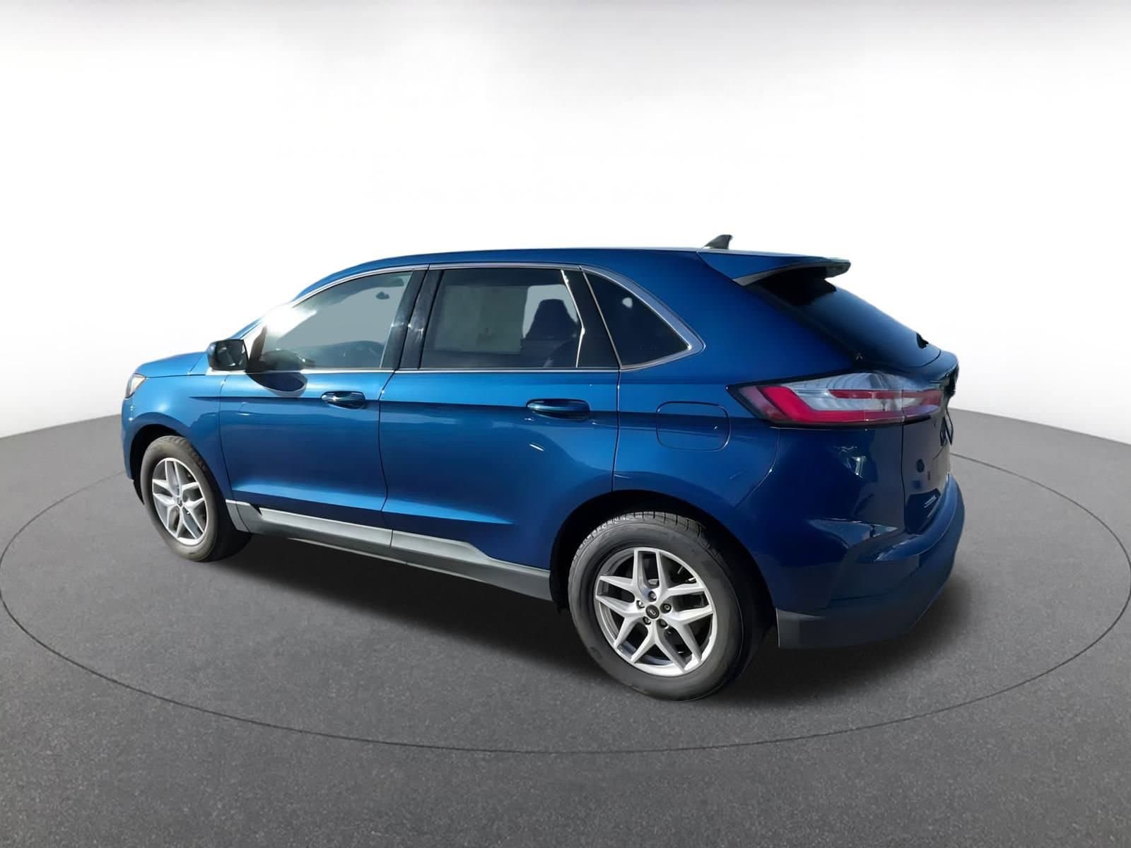 Thumbnail: 2024 Ford Edge - 10