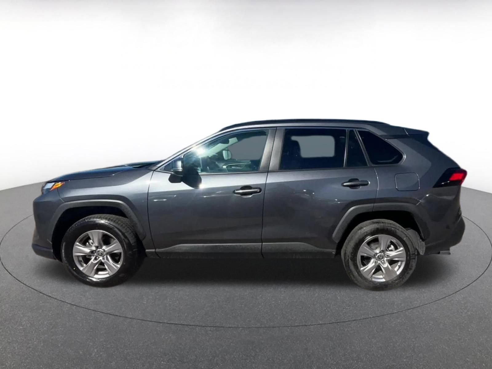 Thumbnail: 2025 Toyota RAV4 - 9