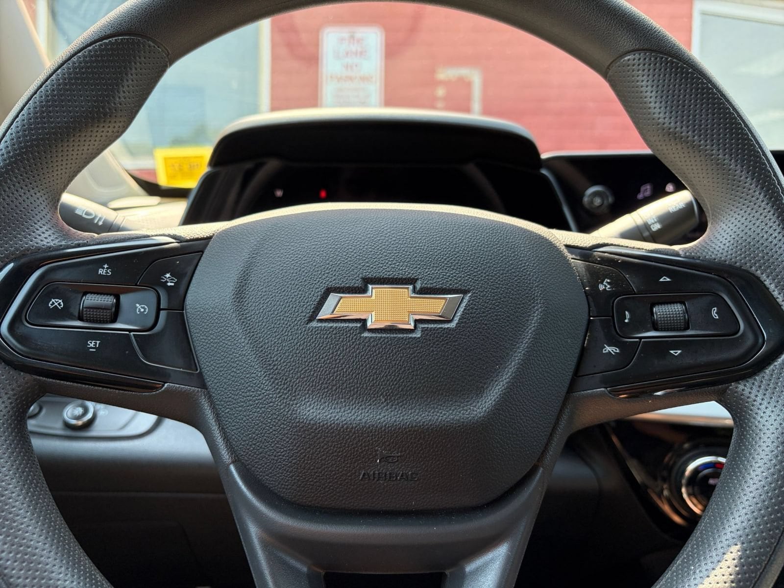 Thumbnail: 2025 Chevrolet Trax - 27