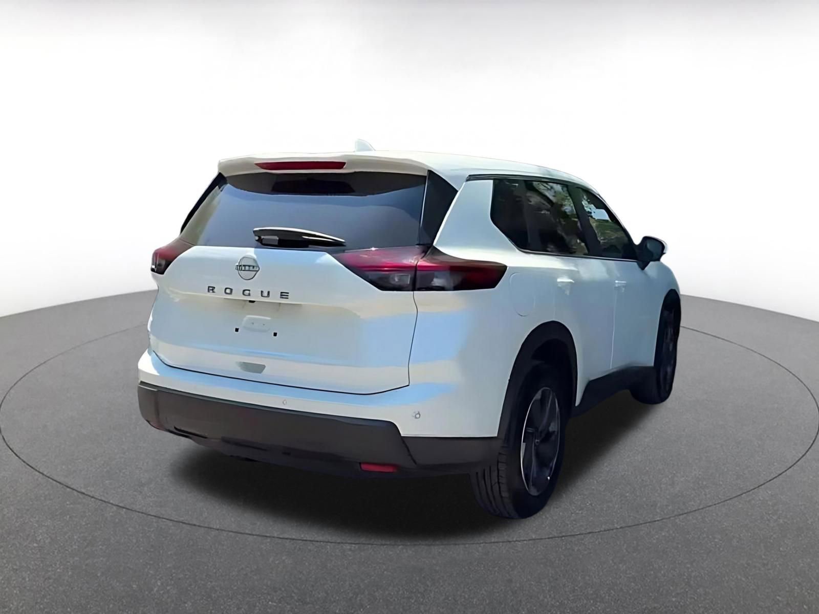 Thumbnail: 2025 Nissan Rogue - 15
