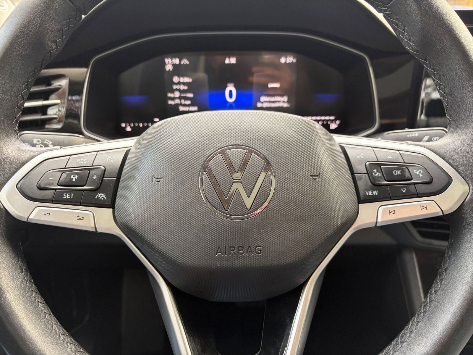 Thumbnail: 2025 Volkswagen Jetta - 27