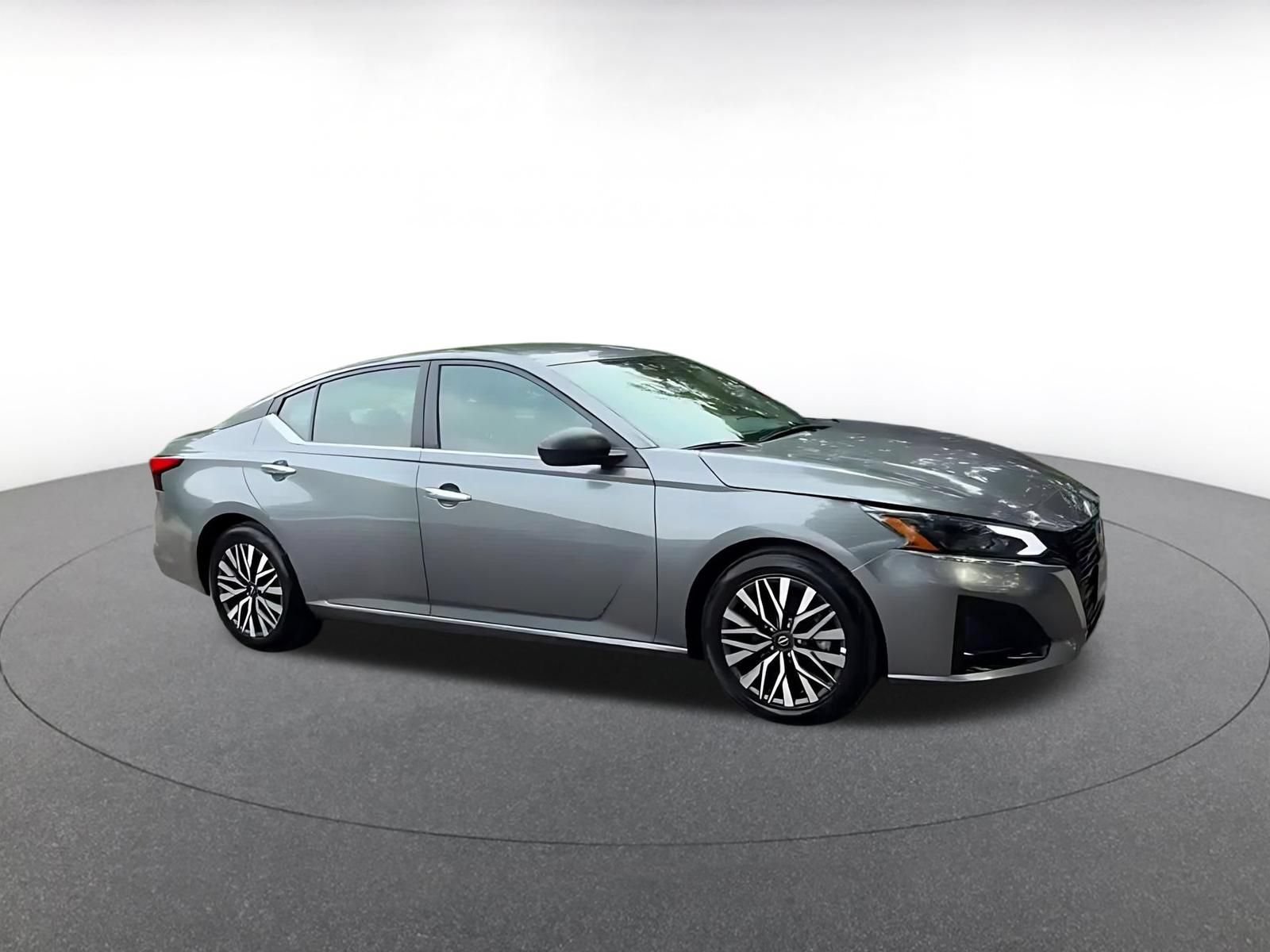 Thumbnail: 2025 Nissan Altima - 2