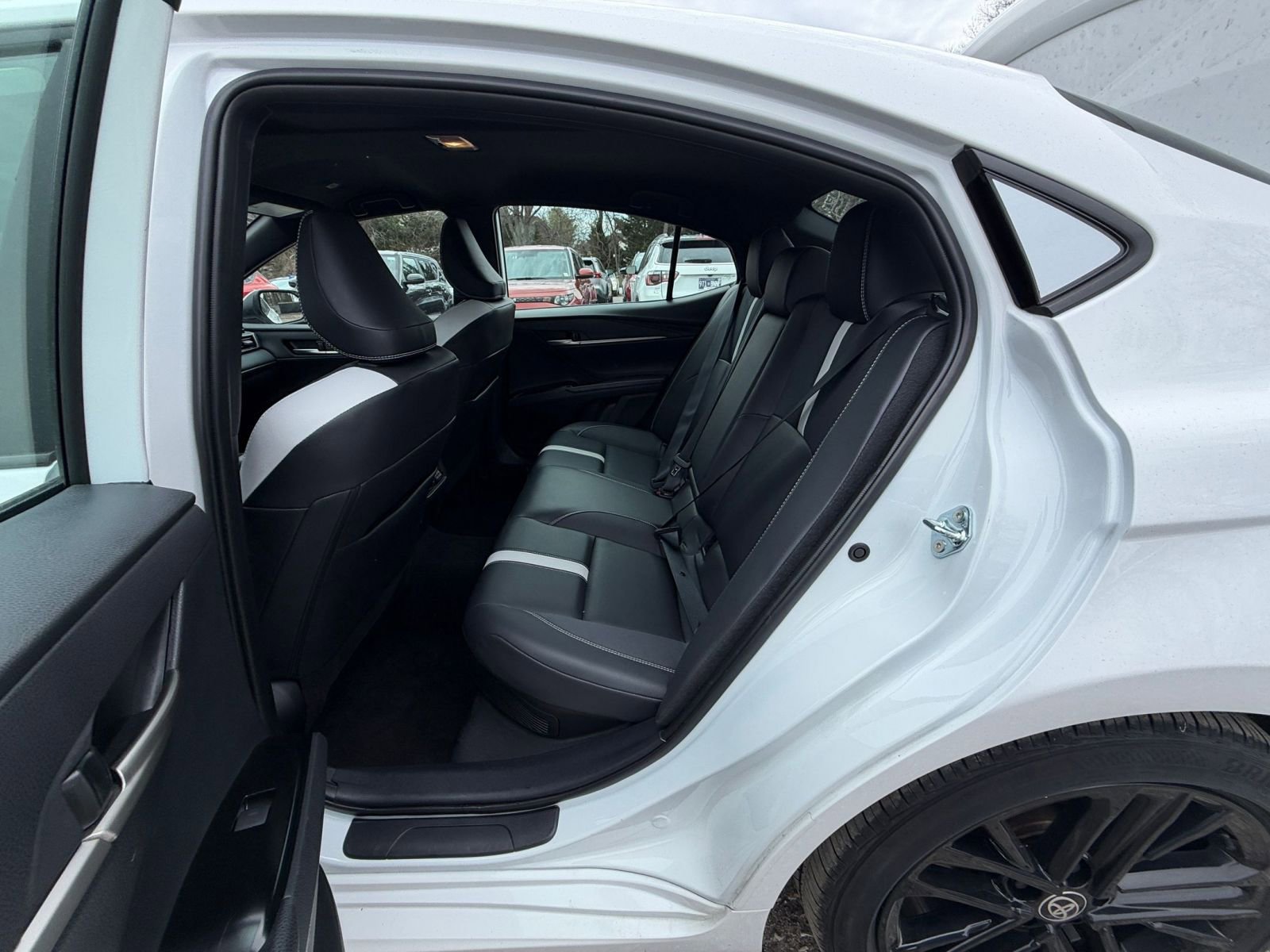 Thumbnail: 2025 Toyota Camry - 24