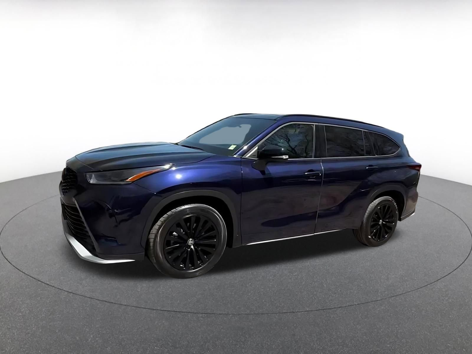 Thumbnail: 2025 Toyota Highlander - 8