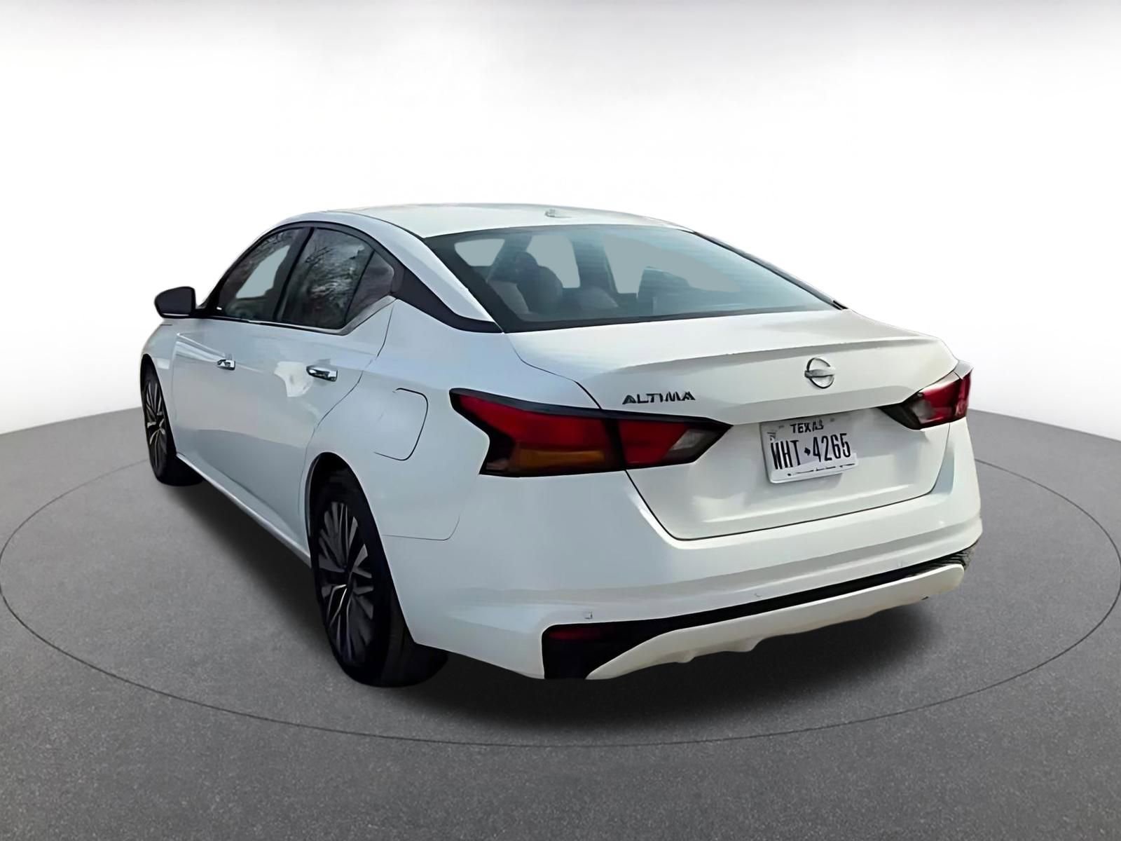 Thumbnail: 2025 Nissan Altima - 11