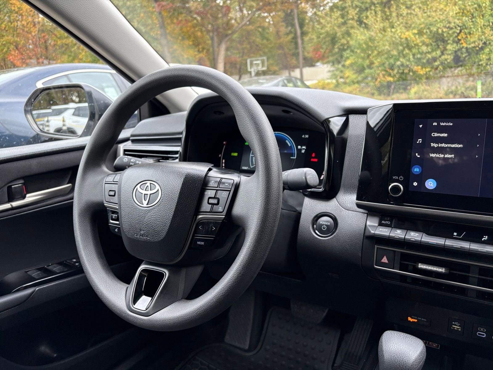 Thumbnail: 2025 Toyota Camry - 33