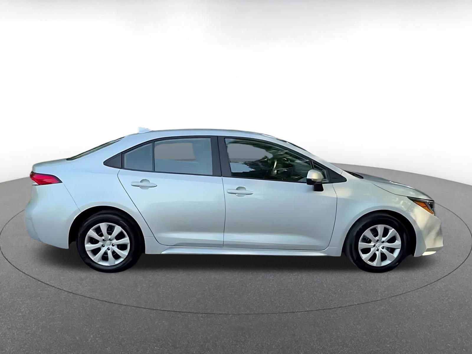 Thumbnail: 2025 Toyota Corolla - 16