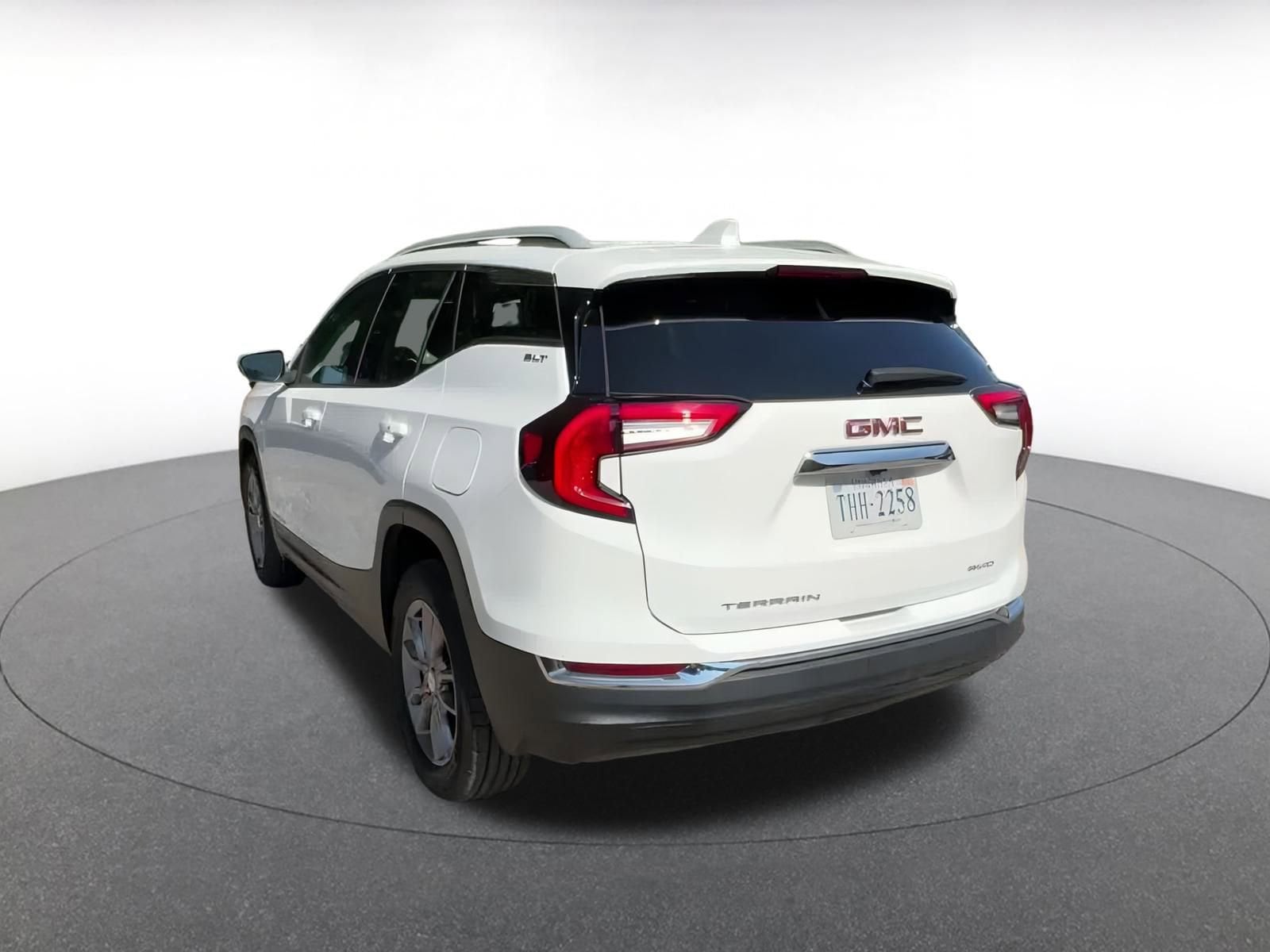 Thumbnail: 2024 GMC Terrain - 11
