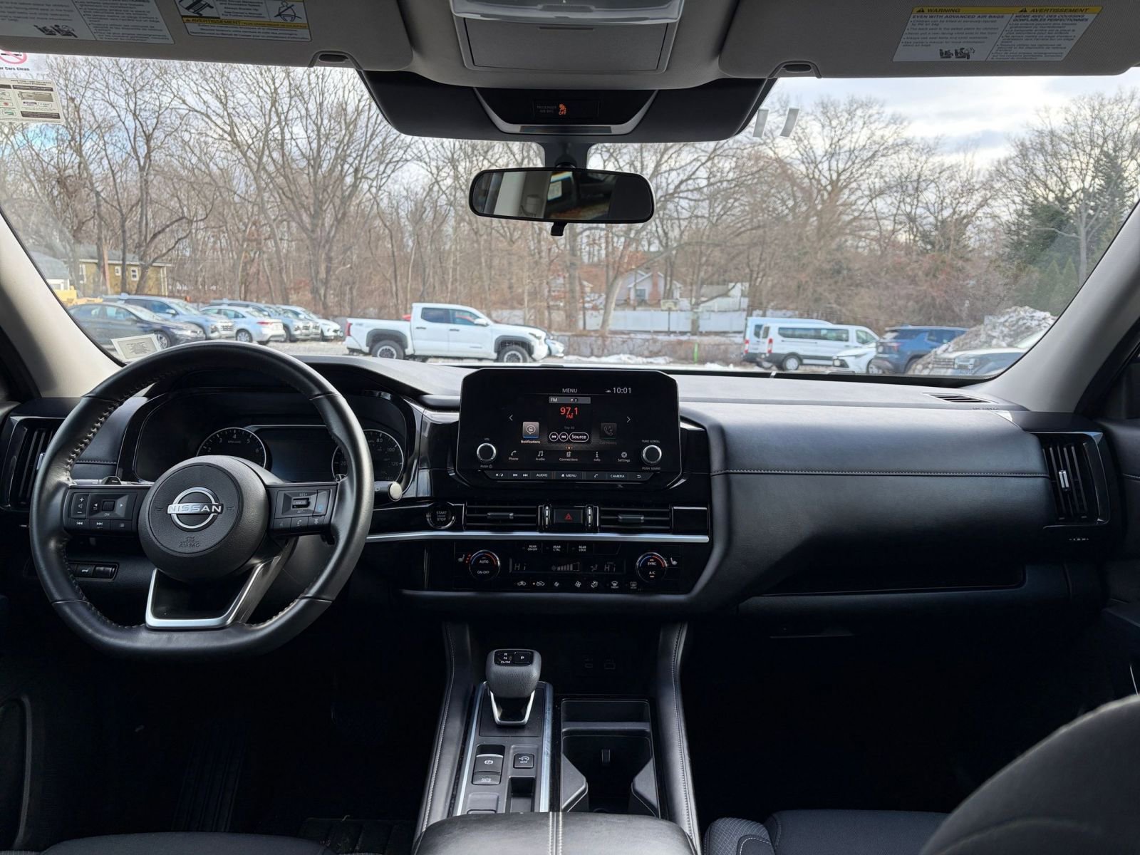 Thumbnail: 2025 Nissan Pathfinder - 34