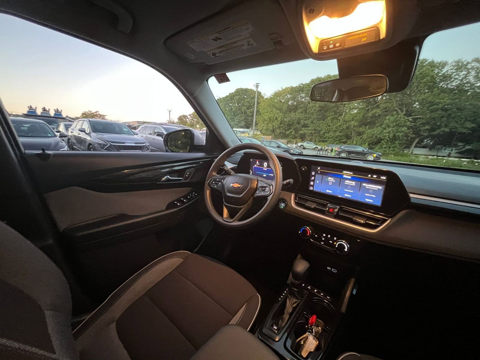 Thumbnail: 2024 Chevrolet TrailBlazer - 32