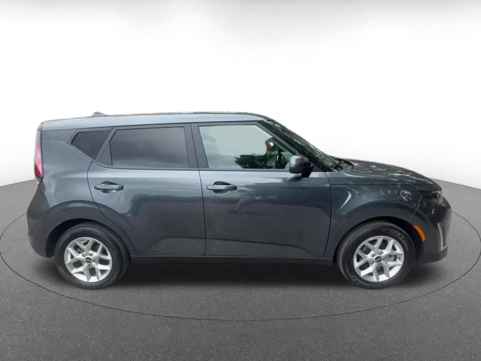 Thumbnail: 2025 Kia Soul - 16