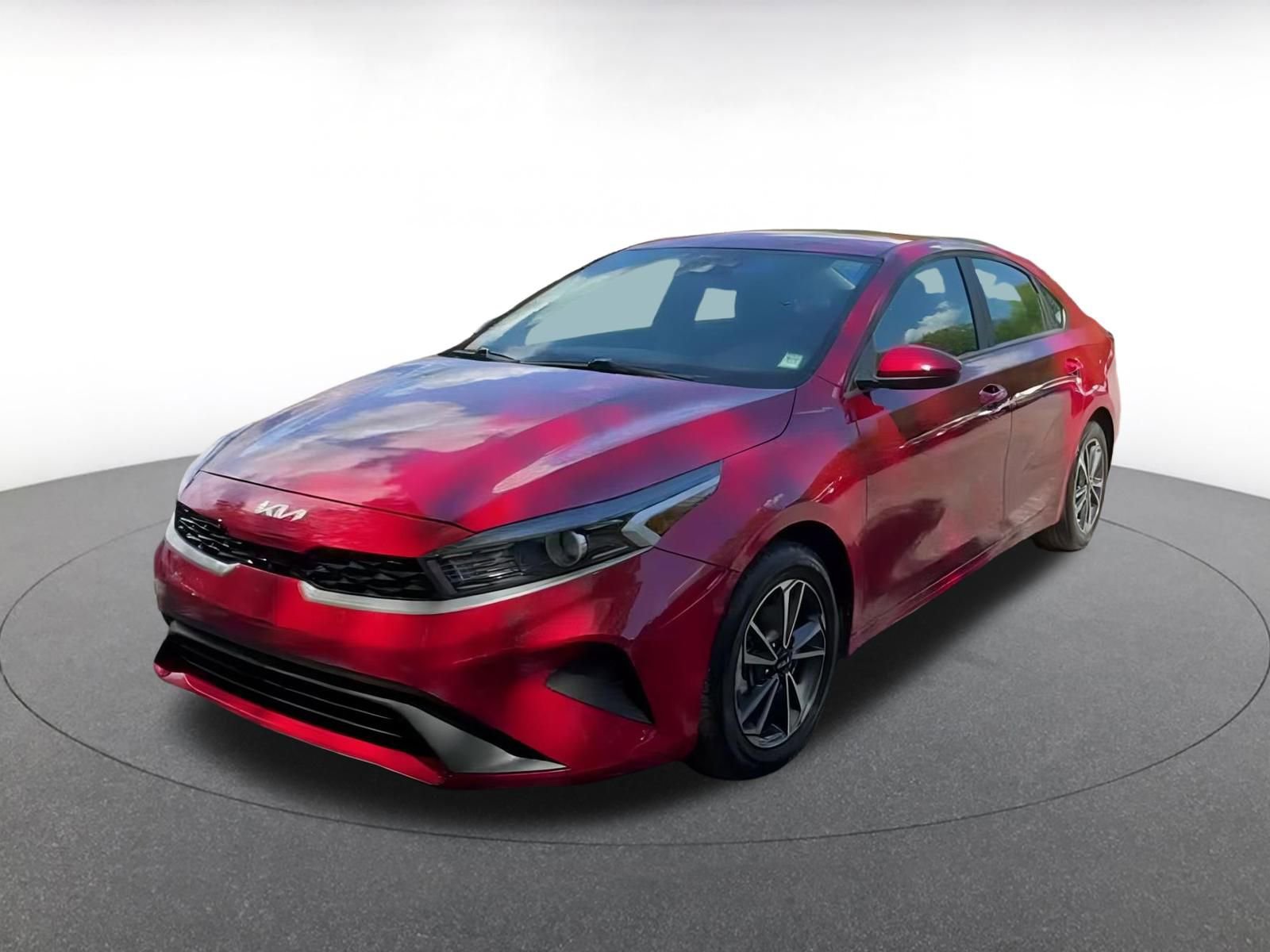 Thumbnail: 2024 Kia Forte - 5