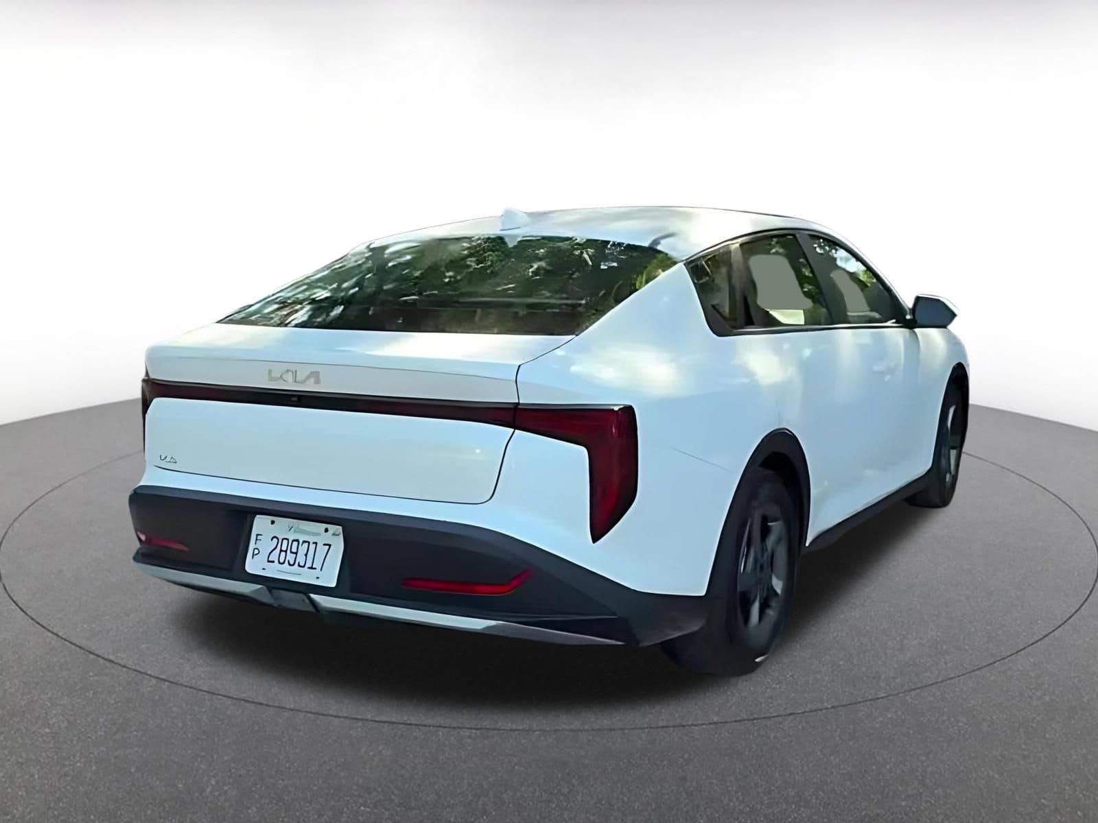 Thumbnail: 2025 Kia K4 - 15