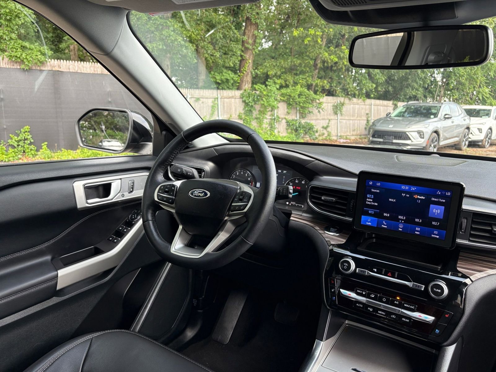 Thumbnail: 2024 Ford Explorer - 35
