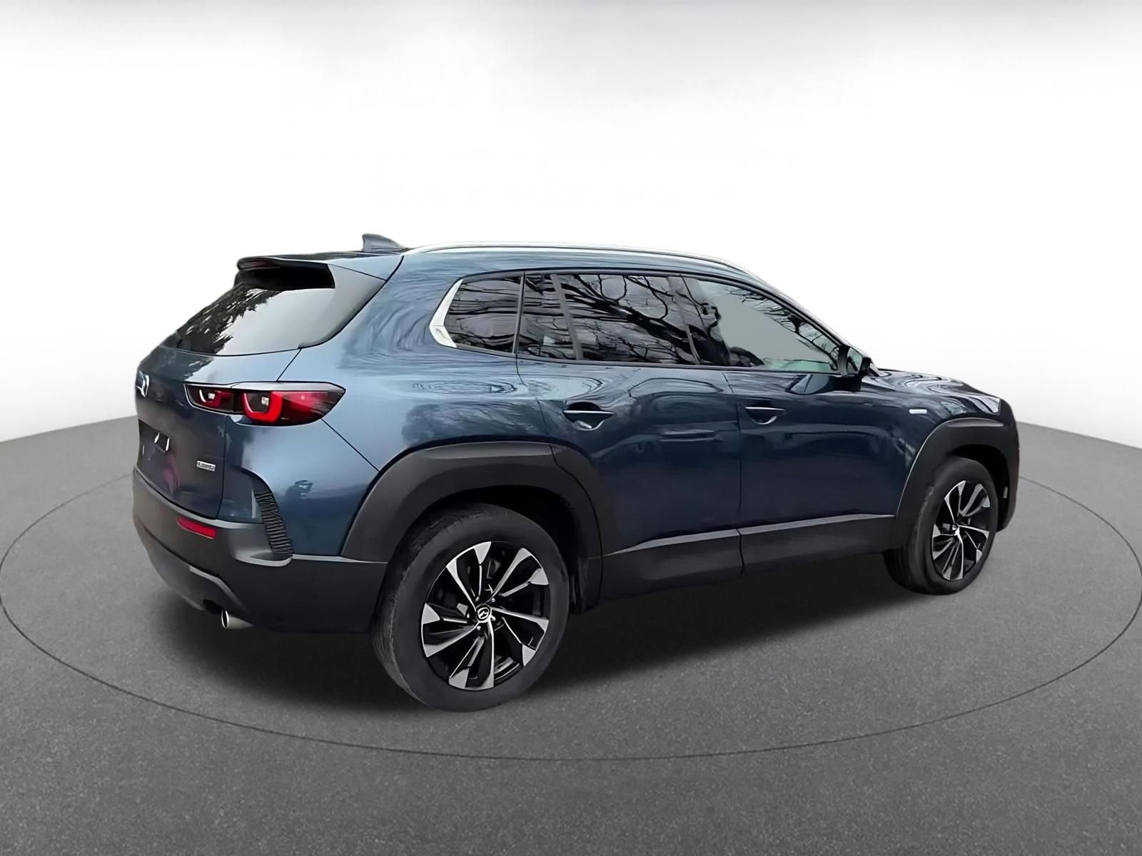 Thumbnail: 2025 Mazda CX-50 - 15