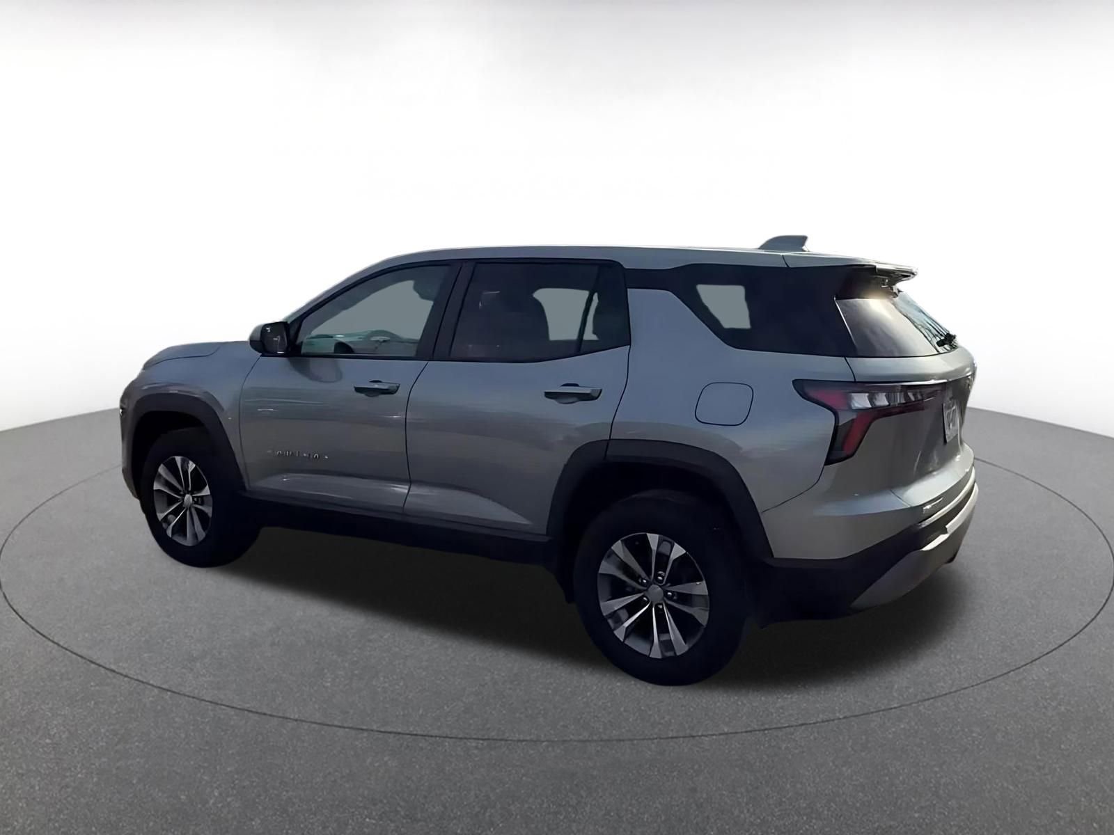 Thumbnail: 2025 Chevrolet Equinox - 10