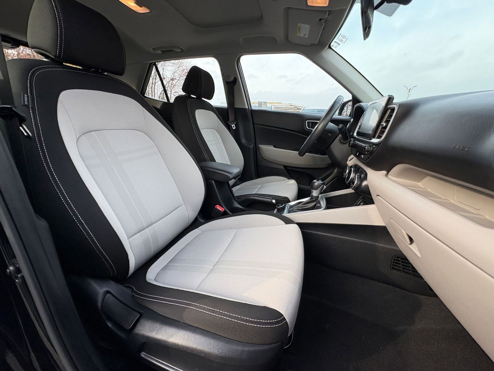 Thumbnail: 2025 Hyundai Venue - 34