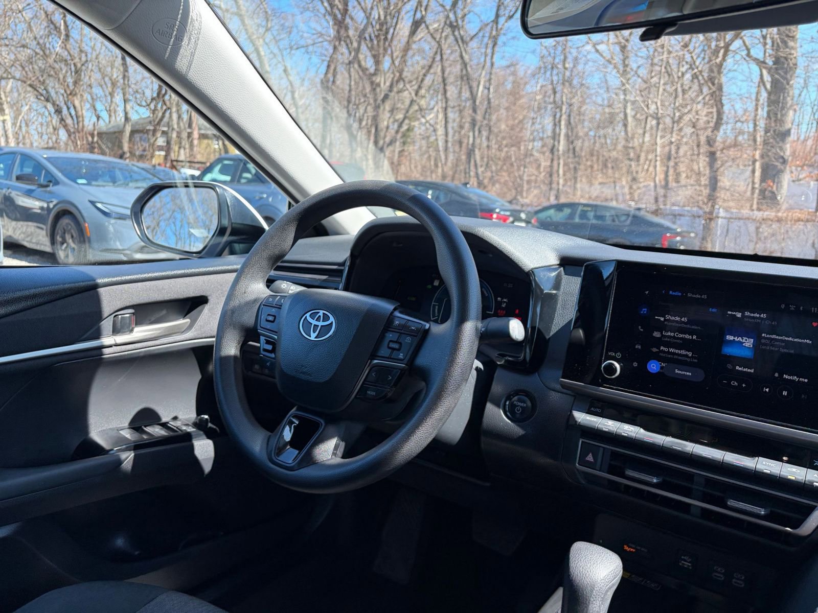 Thumbnail: 2025 Toyota Camry - 32