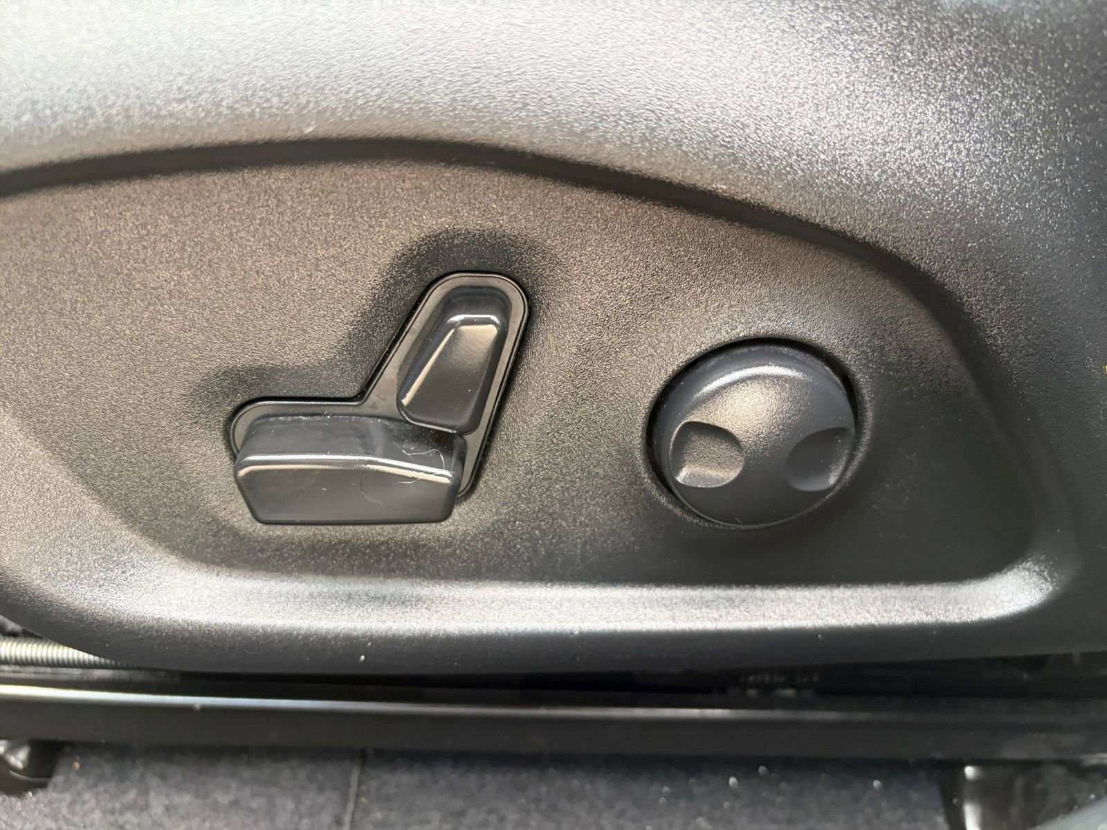 Thumbnail: 2025 Jeep Compass - 22