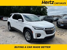 2023 Chevrolet Traverse LT -
                Smithtown, NY