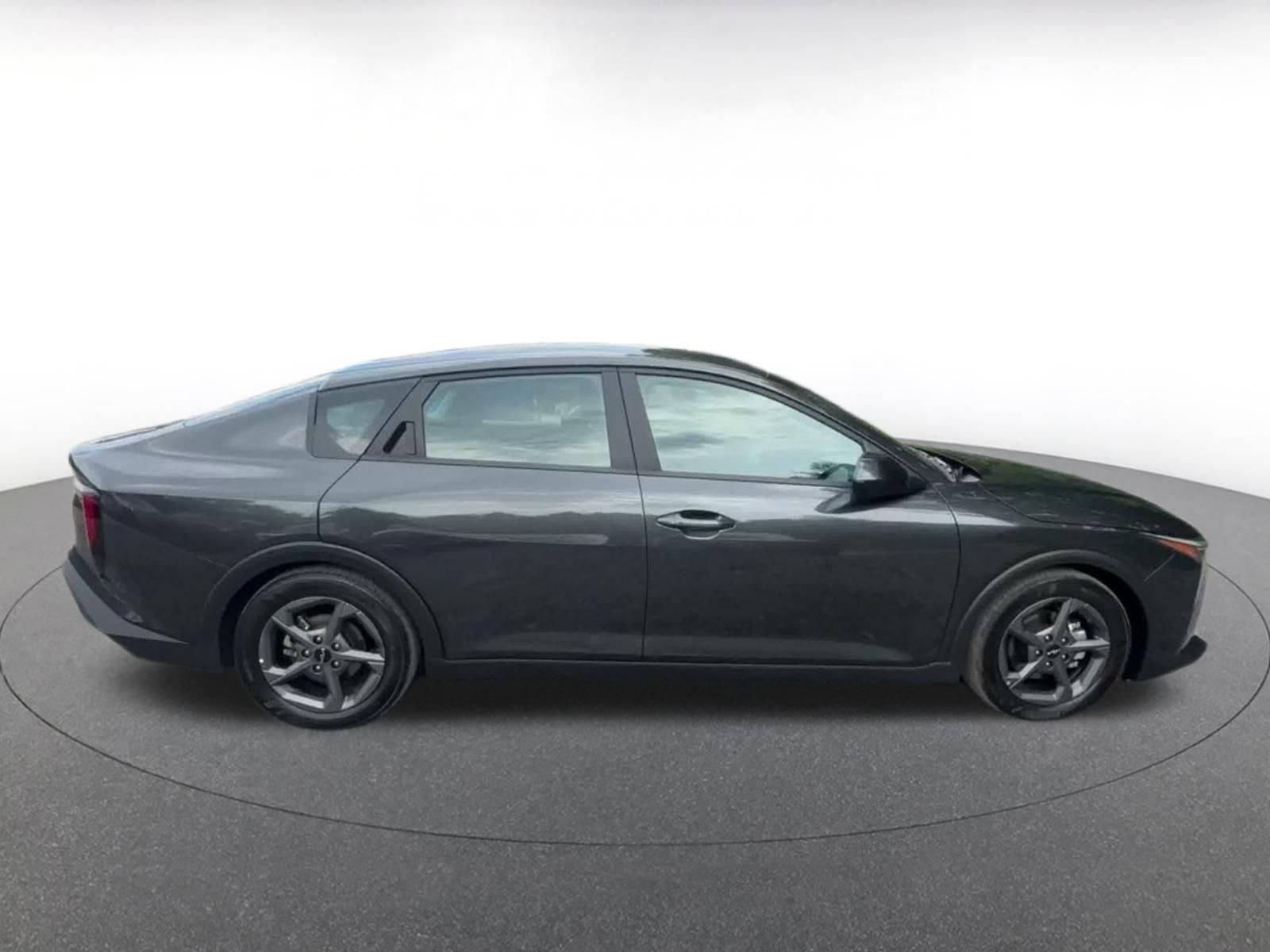 Thumbnail: 2026 Kia K4 - 15